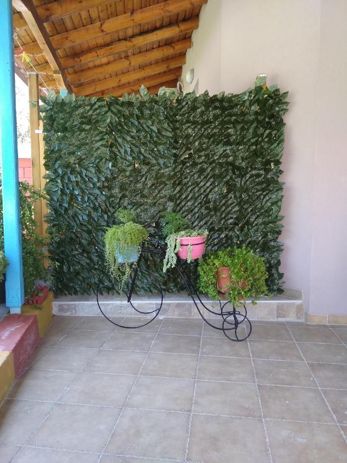 Paleros Valta'S Room מראה חיצוני תמונה