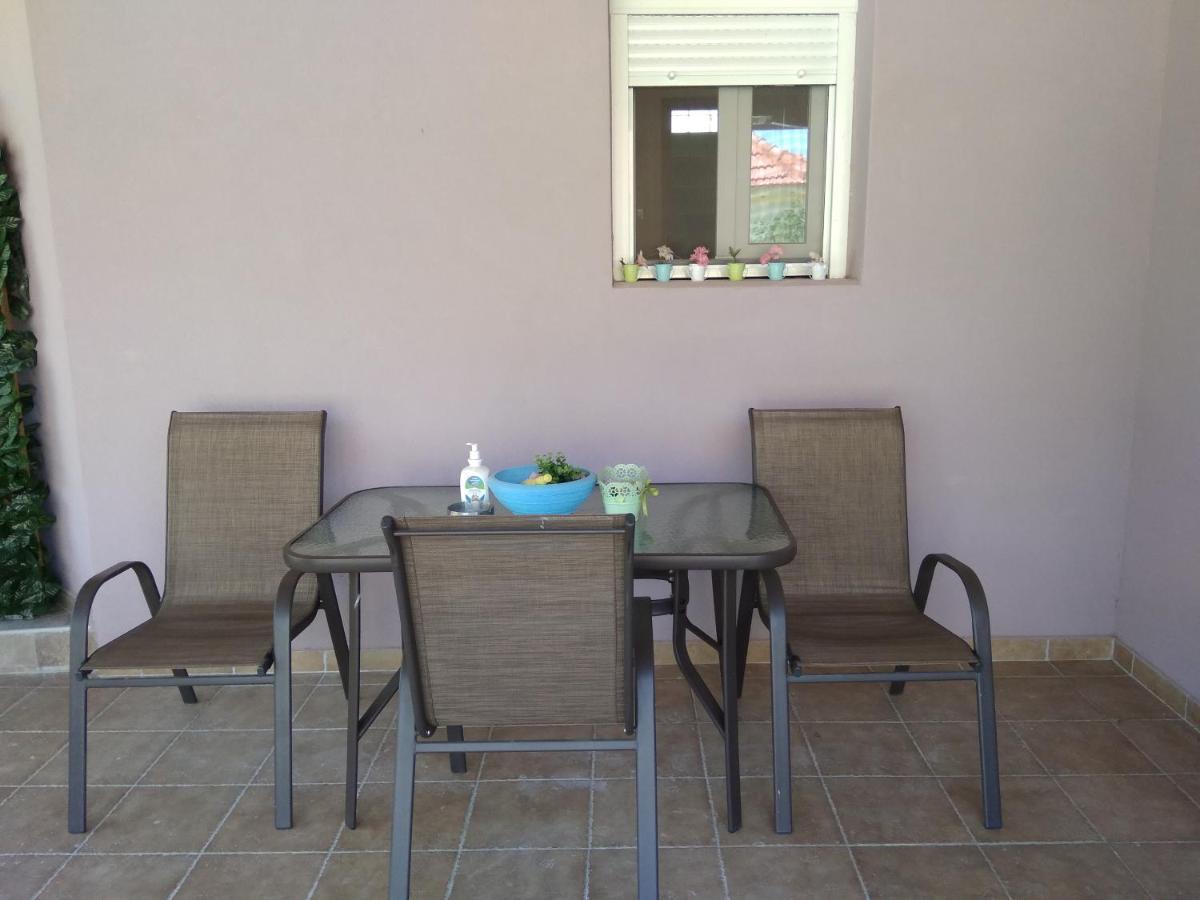 Paleros Valta'S Room מראה חיצוני תמונה
